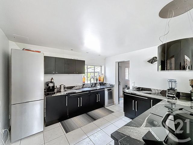 maison à vendre - 9 pièces - 254.0 m2 - POIGNY LA FORET - 78 - ILE-DE-FRANCE - Century 21 Maitrejean Immobilier