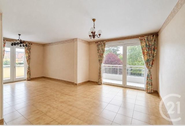 Appartement F4 à vendre - 4 pièces - 74.11 m2 - RAMBOUILLET - 78 - ILE-DE-FRANCE - Century 21 Maitrejean Immobilier