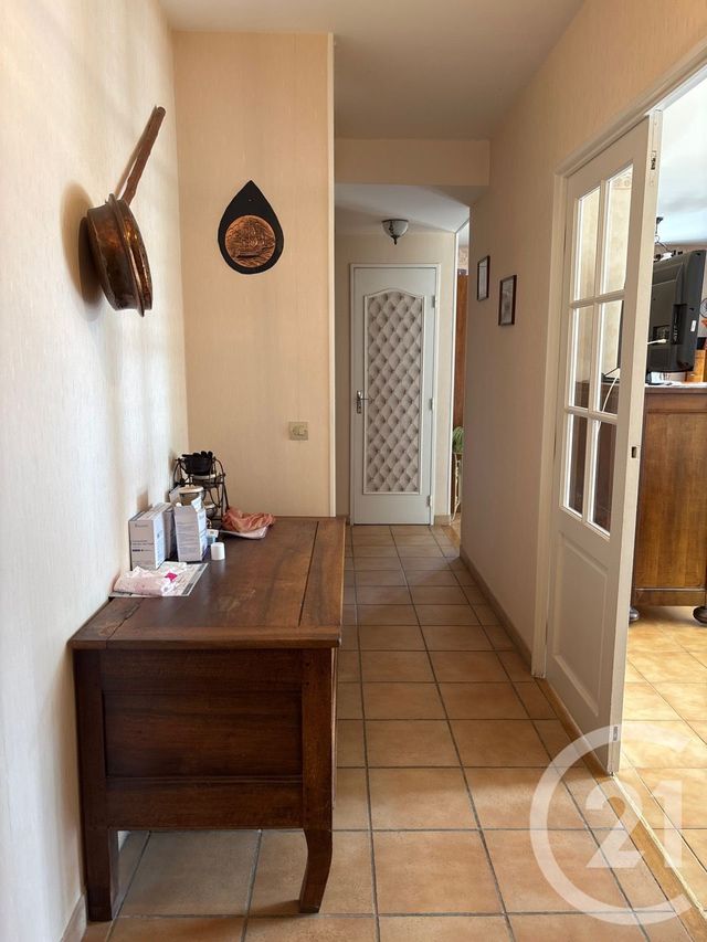 Appartement F4 à vendre - 4 pièces - 74.11 m2 - RAMBOUILLET - 78 - ILE-DE-FRANCE - Century 21 Maitrejean Immobilier
