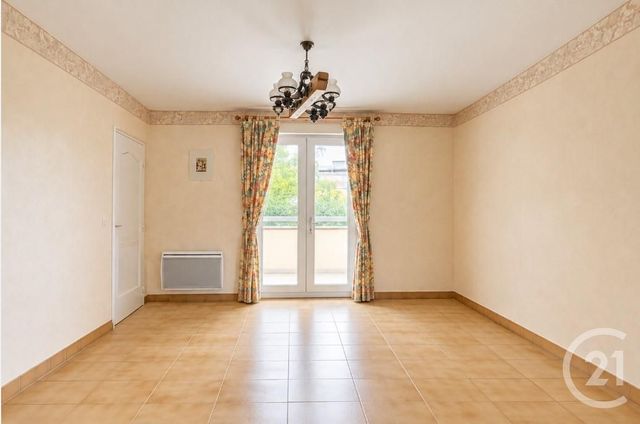 Appartement F4 à vendre - 4 pièces - 74.11 m2 - RAMBOUILLET - 78 - ILE-DE-FRANCE - Century 21 Maitrejean Immobilier