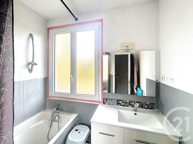 maison à vendre - 5 pièces - 123.0 m2 - RAMBOUILLET - 78 - ILE-DE-FRANCE - Century 21 Maitrejean Immobilier