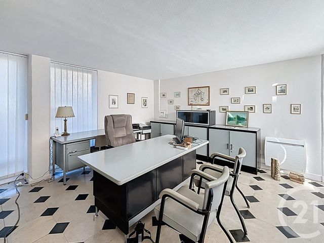 maison à vendre - 7 pièces - 205.0 m2 - RAMBOUILLET - 78 - ILE-DE-FRANCE - Century 21 Maitrejean Immobilier