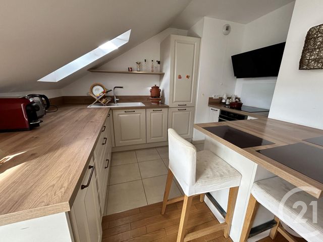 Appartement F3 à vendre - 3 pièces - 83.35 m2 - RAMBOUILLET - 78 - ILE-DE-FRANCE - Century 21 Maitrejean Immobilier