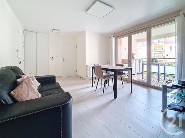 Appartement F4 à vendre - 4 pièces - 79.43 m2 - RAMBOUILLET - 78 - ILE-DE-FRANCE - Century 21 Maitrejean Immobilier