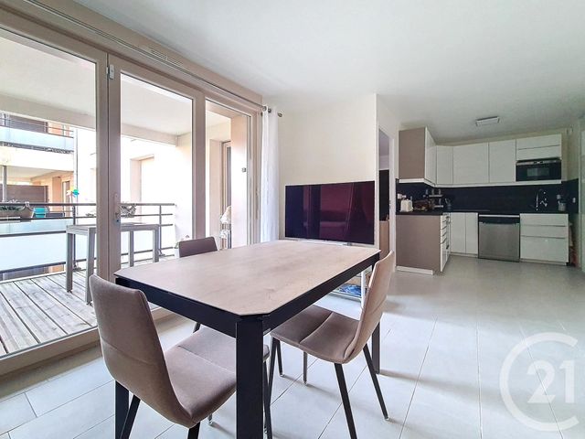 Appartement F4 à vendre - 4 pièces - 79.43 m2 - RAMBOUILLET - 78 - ILE-DE-FRANCE - Century 21 Maitrejean Immobilier