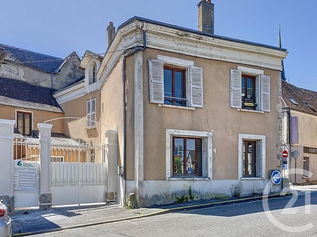 Afficher la photo en grand maison à vendre - 8 pièces - 206.0 m2 - MAINTENON - 28 - CENTRE - Century 21 Maitrejean Immobilier