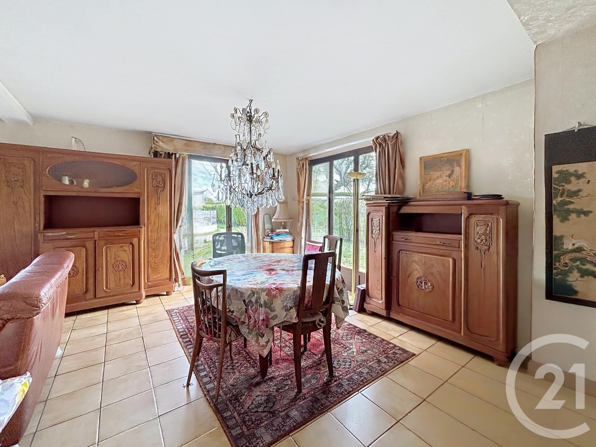 maison à vendre - 7 pièces - 145.0 m2 - RAMBOUILLET - 78 - ILE-DE-FRANCE - Century 21 Maitrejean Immobilier — 3