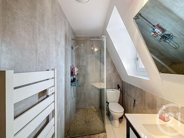 Appartement F6 à vendre - 6 pièces - 100.64 m2 - RAMBOUILLET - 78 - ILE-DE-FRANCE - Century 21 Maitrejean Immobilier