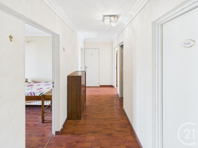 Afficher la photo en grand Appartement F4 à vendre - 4 pièces - 75.27 m2 - RAMBOUILLET - 78 - ILE-DE-FRANCE - Century 21 Maitrejean Immobilier