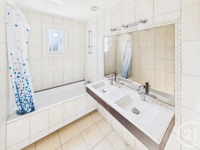 maison à vendre - 8 pièces - 141.0 m2 - RAMBOUILLET - 78 - ILE-DE-FRANCE - Century 21 Maitrejean Immobilier