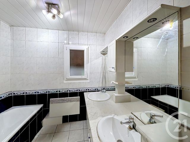 maison à vendre - 8 pièces - 179.85 m2 - RAMBOUILLET - 78 - ILE-DE-FRANCE - Century 21 Maitrejean Immobilier