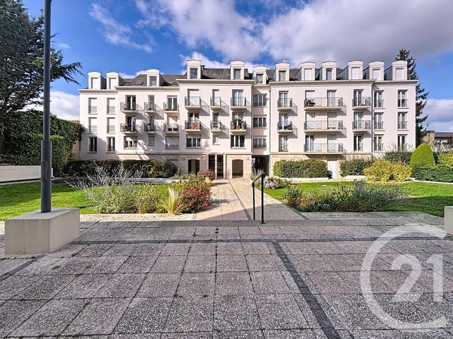 Appartement F5 à vendre - 5 pièces - 99.7 m2 - RAMBOUILLET - 78 - ILE-DE-FRANCE - Century 21 Maitrejean Immobilier