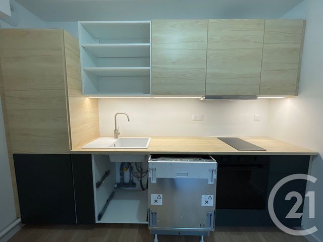 Appartement F2 à louer - 2 pièces - 42.0 m2 - EPERNON - 28 - CENTRE - Century 21 Maitrejean Immobilier