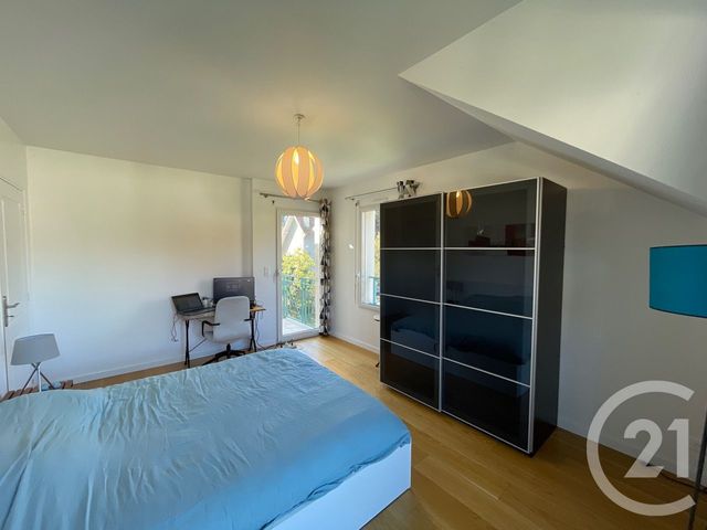 maison à louer - 7 pièces - 223.47 m2 - ST REMY LES CHEVREUSE - 78 - ILE-DE-FRANCE - Century 21 Maitrejean Immobilier