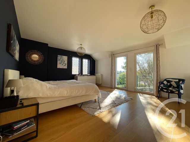 maison à louer - 7 pièces - 223.47 m2 - ST REMY LES CHEVREUSE - 78 - ILE-DE-FRANCE - Century 21 Maitrejean Immobilier