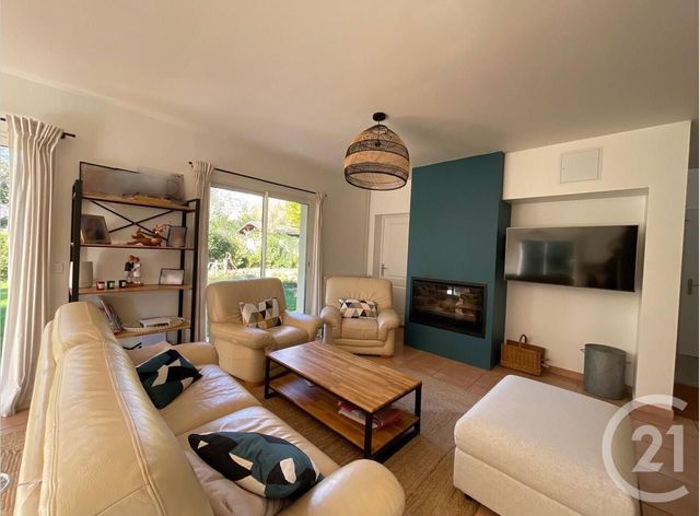 maison à louer - 7 pièces - 223.47 m2 - ST REMY LES CHEVREUSE - 78 - ILE-DE-FRANCE - Century 21 Maitrejean Immobilier