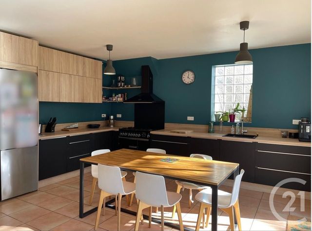 maison à louer - 7 pièces - 223.47 m2 - ST REMY LES CHEVREUSE - 78 - ILE-DE-FRANCE - Century 21 Maitrejean Immobilier