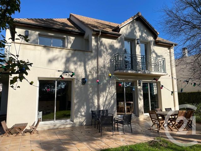 maison à louer - 7 pièces - 223.47 m2 - ST REMY LES CHEVREUSE - 78 - ILE-DE-FRANCE - Century 21 Maitrejean Immobilier