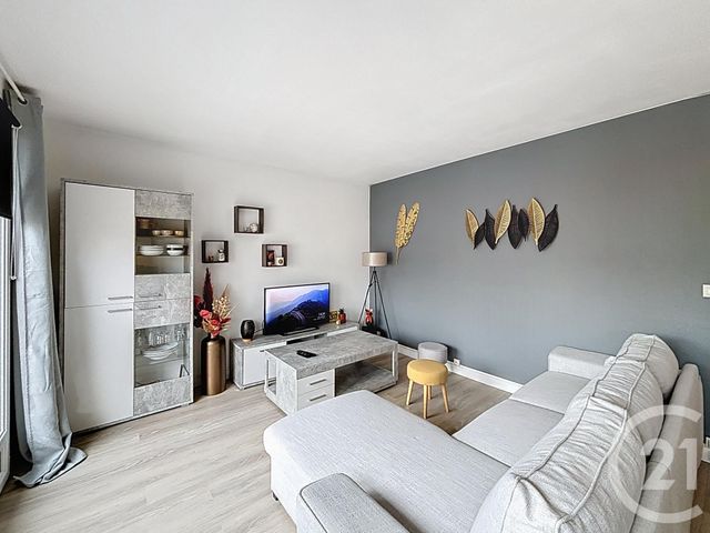 Appartement F1 à vendre - 1 pièce - 30.0 m2 - RAMBOUILLET - 78 - ILE-DE-FRANCE - Century 21 Maitrejean Immobilier