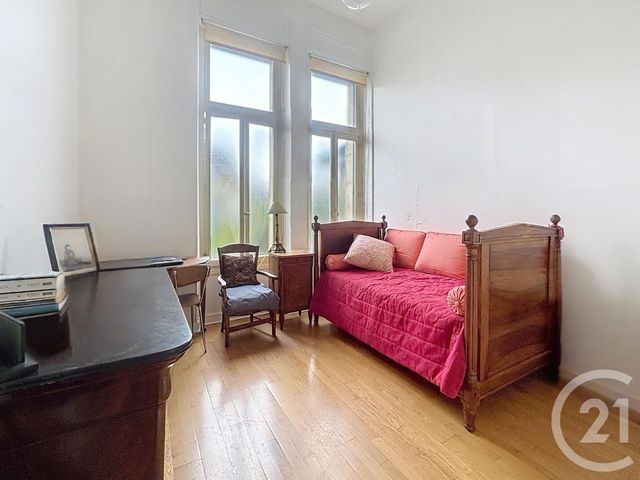 Appartement F5 à vendre - 6 pièces - 159.76 m2 - RAMBOUILLET - 78 - ILE-DE-FRANCE - Century 21 Maitrejean Immobilier