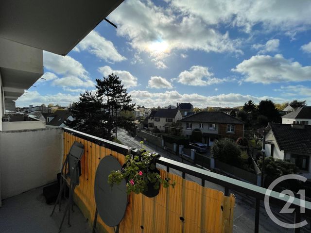 Appartement F3 à louer - 3 pièces - 63.17 m2 - RAMBOUILLET - 78 - ILE-DE-FRANCE - Century 21 Maitrejean Immobilier