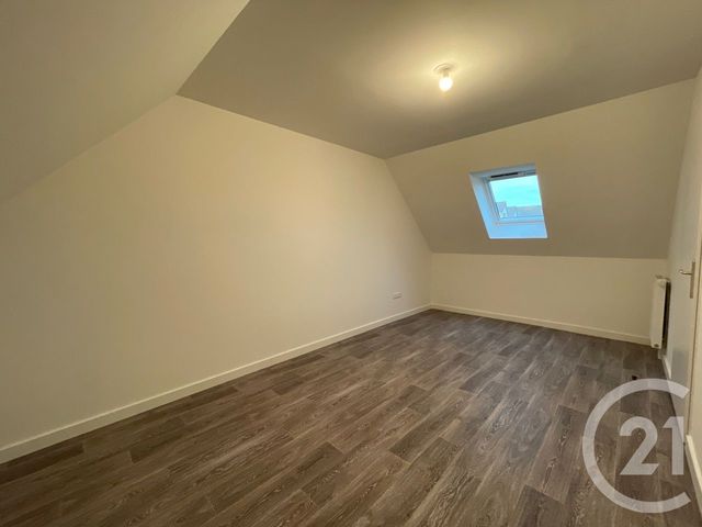 Appartement F2 à louer - 2 pièces - 42.3 m2 - EPERNON - 28 - CENTRE - Century 21 Maitrejean Immobilier