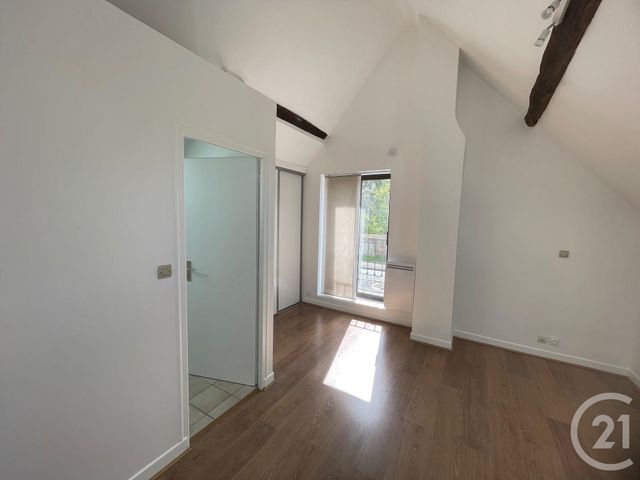 Appartement F1 à louer - 2 pièces - 41.08 m2 - LE PERRAY EN YVELINES - 78 - ILE-DE-FRANCE - Century 21 Maitrejean Immobilier