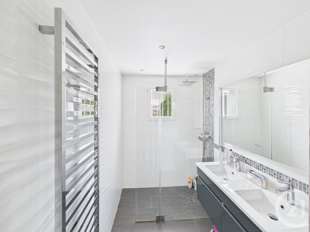 maison à vendre - 6 pièces - 138.29 m2 - BONNELLES - 78 - ILE-DE-FRANCE - Century 21 Maitrejean Immobilier