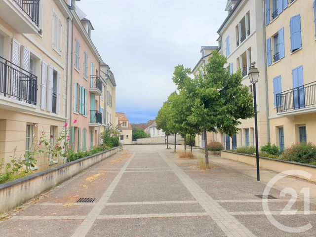 Appartement Studio à louer - 1 pièce - 32.93 m2 - RAMBOUILLET - 78 - ILE-DE-FRANCE - Century 21 Maitrejean Immobilier