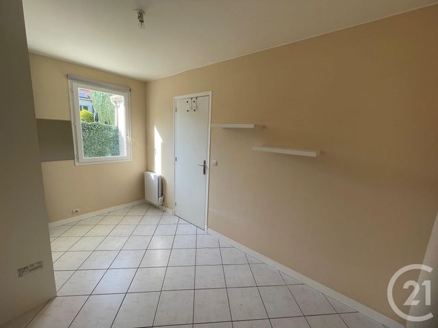 maison à louer - 3 pièces - 58.31 m2 - LES ESSARTS LE ROI - 78 - ILE-DE-FRANCE - Century 21 Maitrejean Immobilier