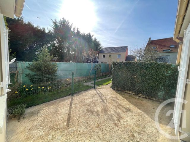 maison à louer - 3 pièces - 58.31 m2 - LES ESSARTS LE ROI - 78 - ILE-DE-FRANCE - Century 21 Maitrejean Immobilier