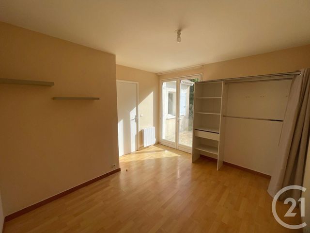 maison à louer - 3 pièces - 58.31 m2 - LES ESSARTS LE ROI - 78 - ILE-DE-FRANCE - Century 21 Maitrejean Immobilier