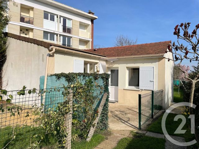 maison à louer - 3 pièces - 58.31 m2 - LES ESSARTS LE ROI - 78 - ILE-DE-FRANCE - Century 21 Maitrejean Immobilier