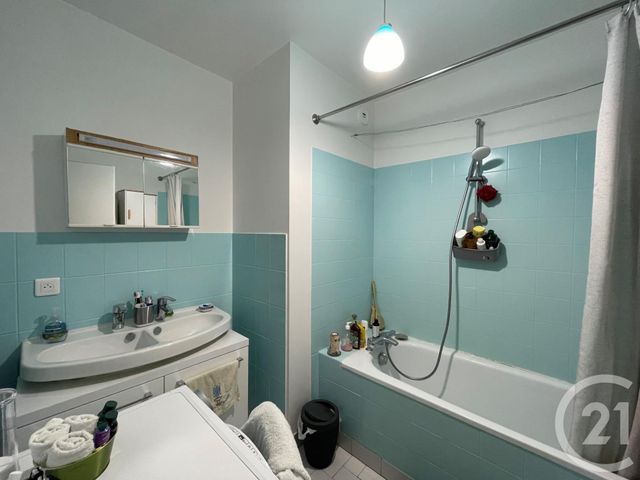 Appartement F3 à louer - 3 pièces - 62.86 m2 - RAMBOUILLET - 78 - ILE-DE-FRANCE - Century 21 Maitrejean Immobilier