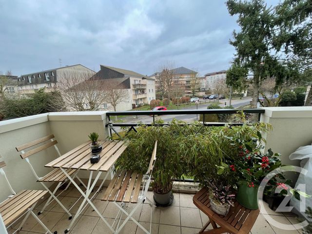 Appartement F3 à louer - 3 pièces - 62.86 m2 - RAMBOUILLET - 78 - ILE-DE-FRANCE - Century 21 Maitrejean Immobilier