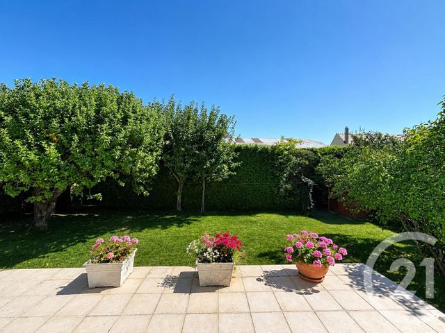maison à vendre - 8 pièces - 262.0 m2 - RAMBOUILLET - 78 - ILE-DE-FRANCE - Century 21 Maitrejean Immobilier