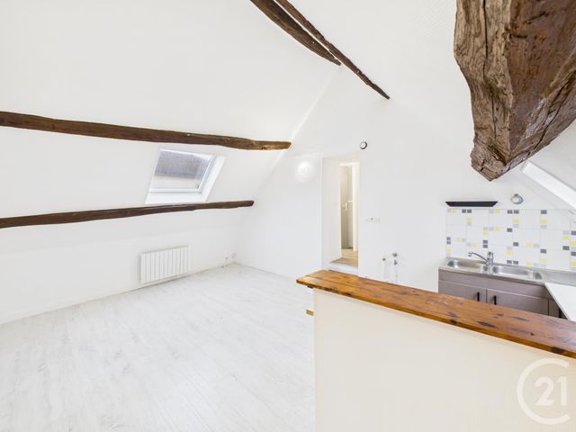 Appartement F3 à louer - 2 pièces - 34.1 m2 - AUNEAU - 28 - CENTRE - Century 21 Maitrejean Immobilier