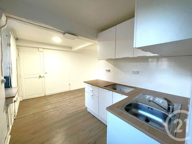 Appartement F1 à louer - 3 pièces - 41.94 m2 - EPERNON - 28 - CENTRE - Century 21 Maitrejean Immobilier