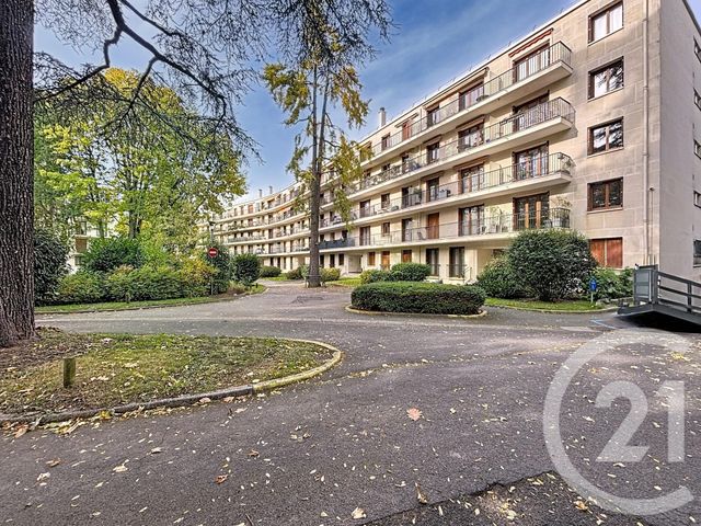 Appartement F4 à vendre - 4 pièces - 90.64 m2 - RAMBOUILLET - 78 - ILE-DE-FRANCE - Century 21 Maitrejean Immobilier