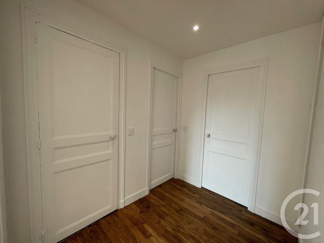 Appartement F2 à louer - 2 pièces - 65.8 m2 - RAMBOUILLET - 78 - ILE-DE-FRANCE - Century 21 Maitrejean Immobilier