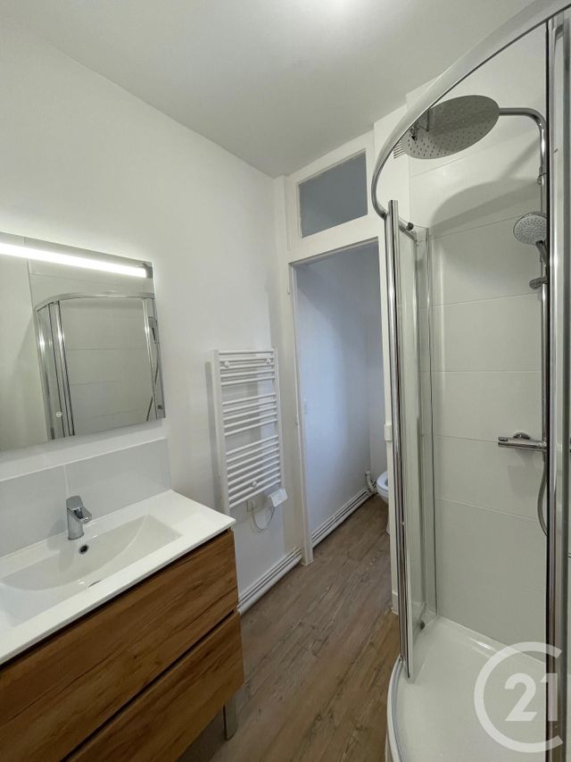 Appartement F2 à louer - 2 pièces - 65.8 m2 - RAMBOUILLET - 78 - ILE-DE-FRANCE - Century 21 Maitrejean Immobilier