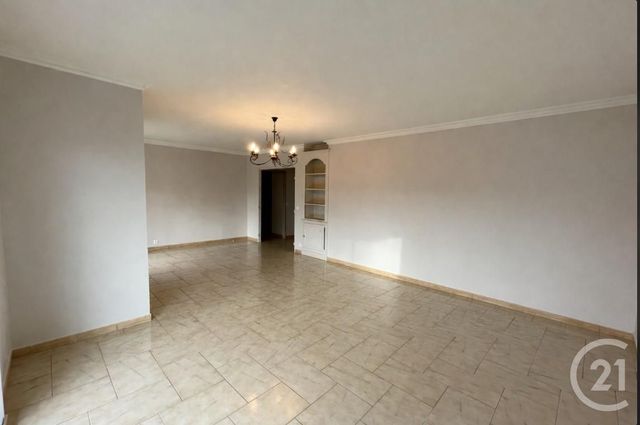 Appartement F3 à louer - 3 pièces - 68.37 m2 - RAMBOUILLET - 78 - ILE-DE-FRANCE - Century 21 Maitrejean Immobilier