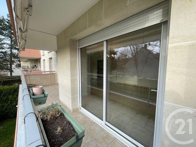 Appartement F3 à louer - 3 pièces - 68.37 m2 - RAMBOUILLET - 78 - ILE-DE-FRANCE - Century 21 Maitrejean Immobilier