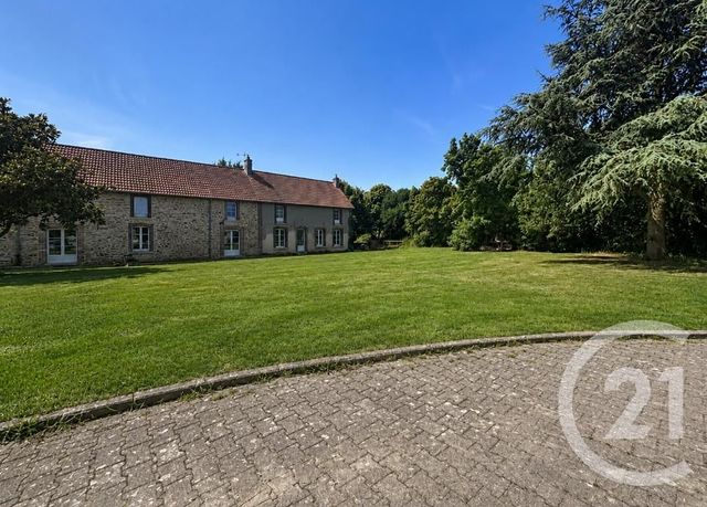 maison à vendre - 12 pièces - 361.0 m2 - EPERNON - 28 - CENTRE - Century 21 Maitrejean Immobilier