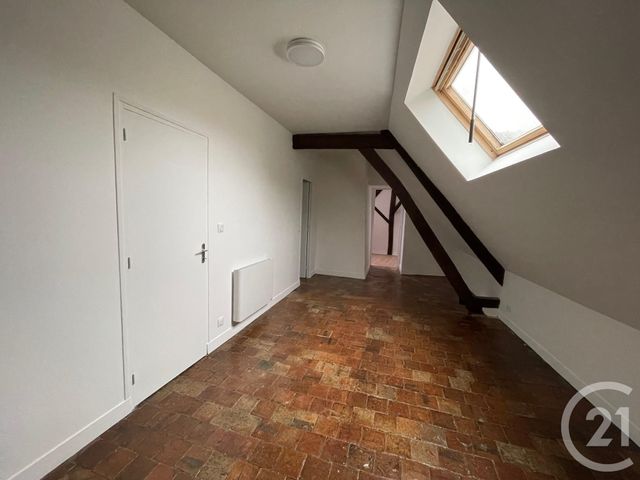 Appartement F1 à louer - 3 pièces - 62.73 m2 - EPERNON - 28 - CENTRE - Century 21 Maitrejean Immobilier