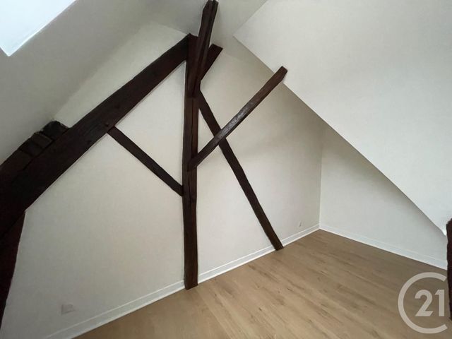 Appartement F1 à louer - 3 pièces - 62.73 m2 - EPERNON - 28 - CENTRE - Century 21 Maitrejean Immobilier