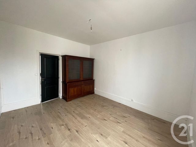 Appartement F4 à louer - 4 pièces - 73.94 m2 - RAMBOUILLET - 78 - ILE-DE-FRANCE - Century 21 Maitrejean Immobilier