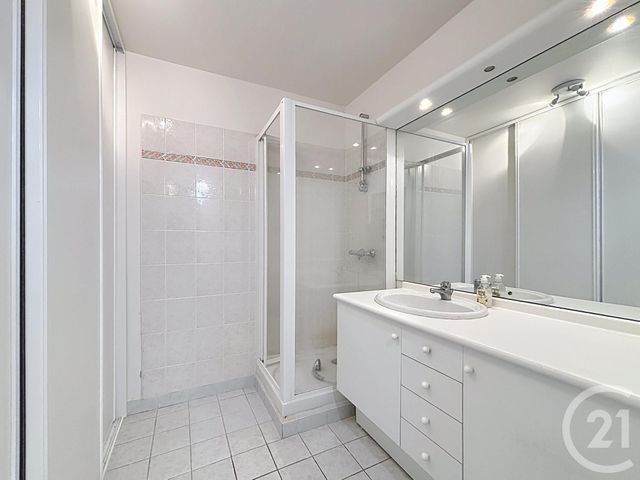 Appartement F3 à vendre - 3 pièces - 64.23 m2 - RAMBOUILLET - 78 - ILE-DE-FRANCE - Century 21 Maitrejean Immobilier