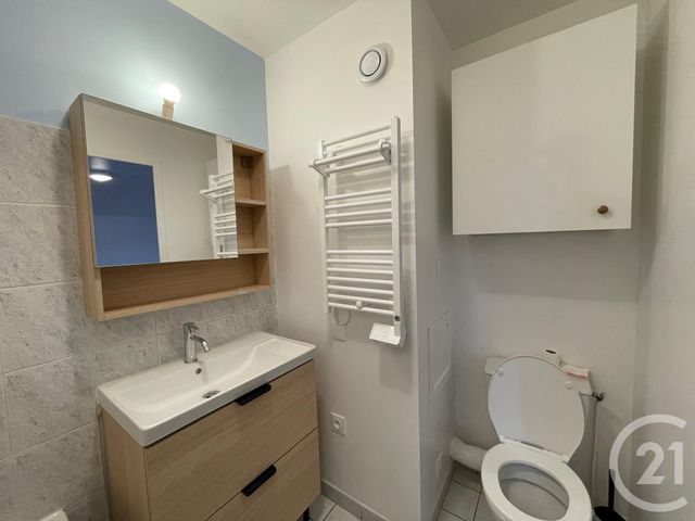 Appartement T1 à louer - 1 pièce - 21.05 m2 - LE PERRAY EN YVELINES - 78 - ILE-DE-FRANCE - Century 21 Maitrejean Immobilier