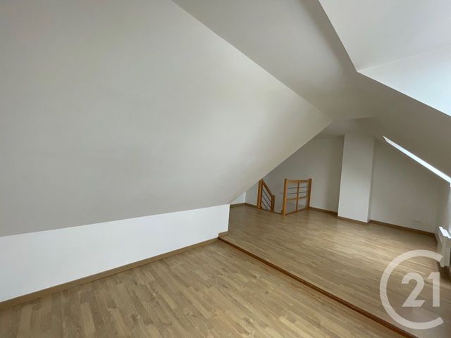 maison à louer - 5 pièces - 88.36 m2 - RAMBOUILLET - 78 - ILE-DE-FRANCE - Century 21 Maitrejean Immobilier